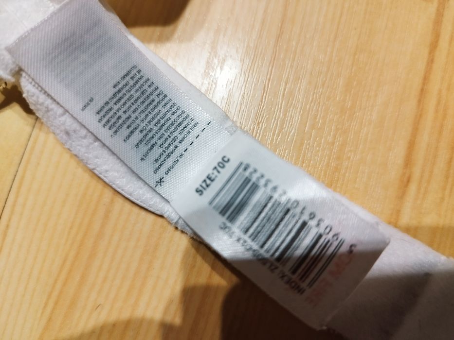 Biustonosz push'up Reserved