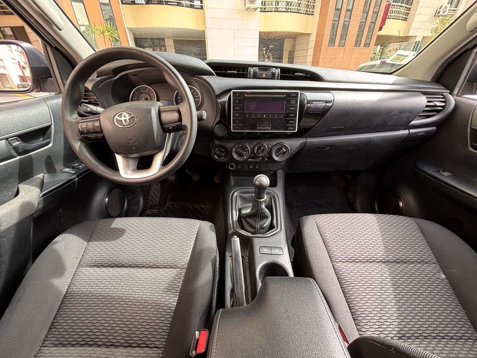 Toyota Hilux 4x4 Cab Extra 3 Lug