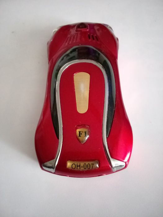 Telefon Bjorn Ferrari