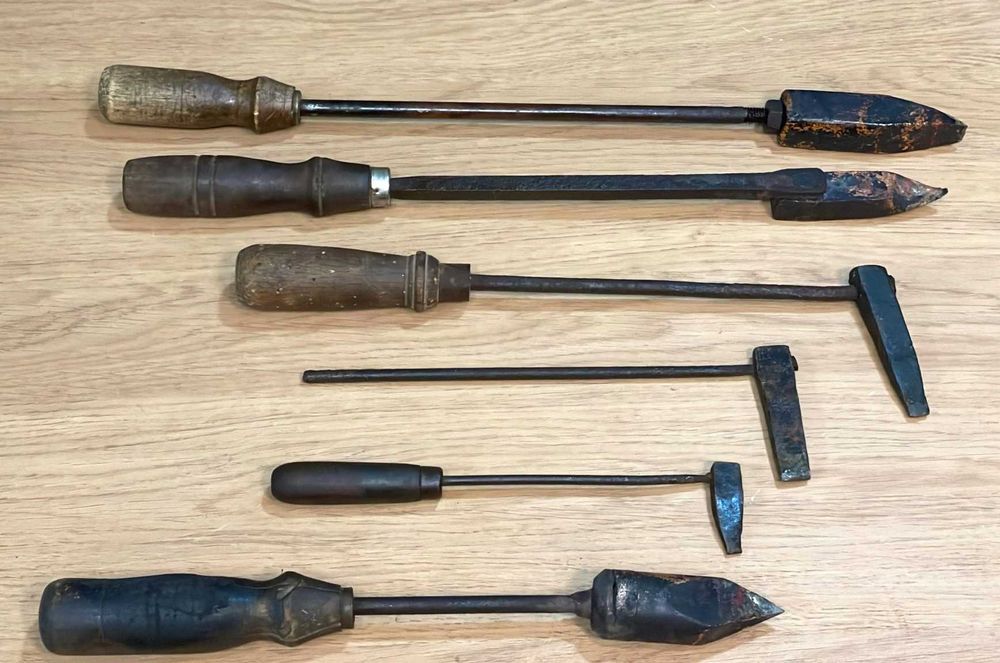 Ferramentas antigas, ferros de soldar centenários