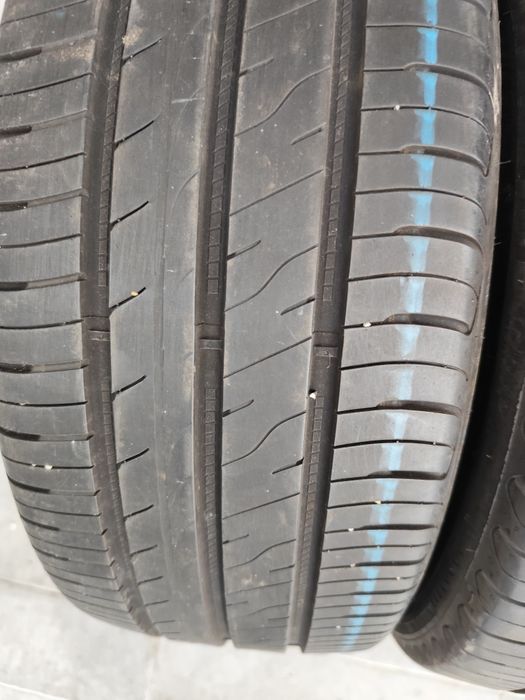 Pneus 205/45r17  Goodyear EfficientGrip Performance 80% piso