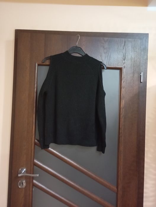 Sweter z odkrytymi ramionami golf półgolf elastycznyn38 M 36 S