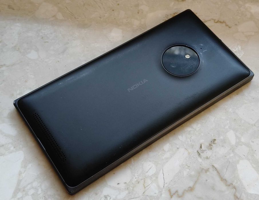 Smartfon Nokia Lumia 830 1 GB/16 GB 3G ekran 5,0'' Windows 10 - czarny