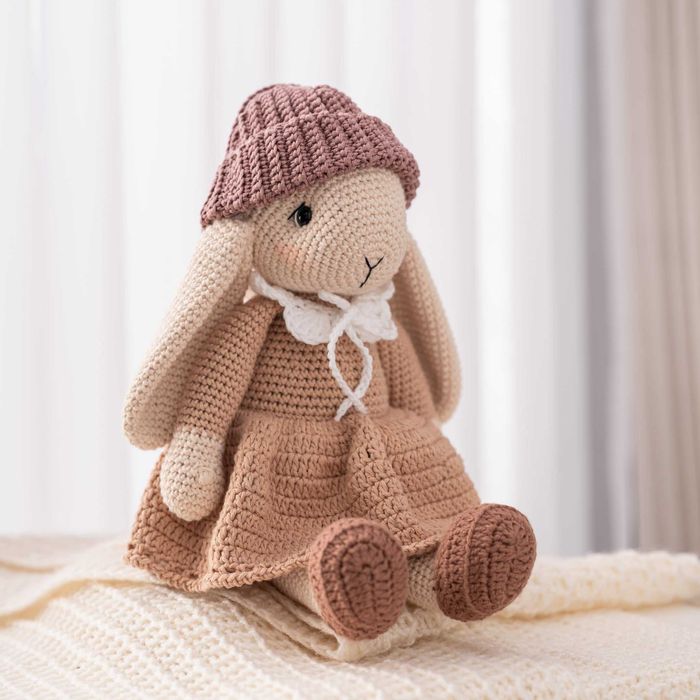 Króliczek ręcznie robiony (szydełkiem)