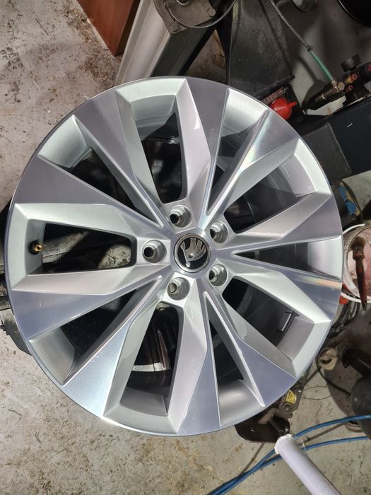 Felgi Skoda Superb 18" Oem