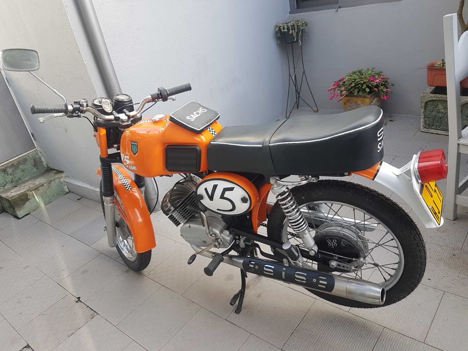 SACHS V5 Racing ano1983 
Restaurada 
com Documento único