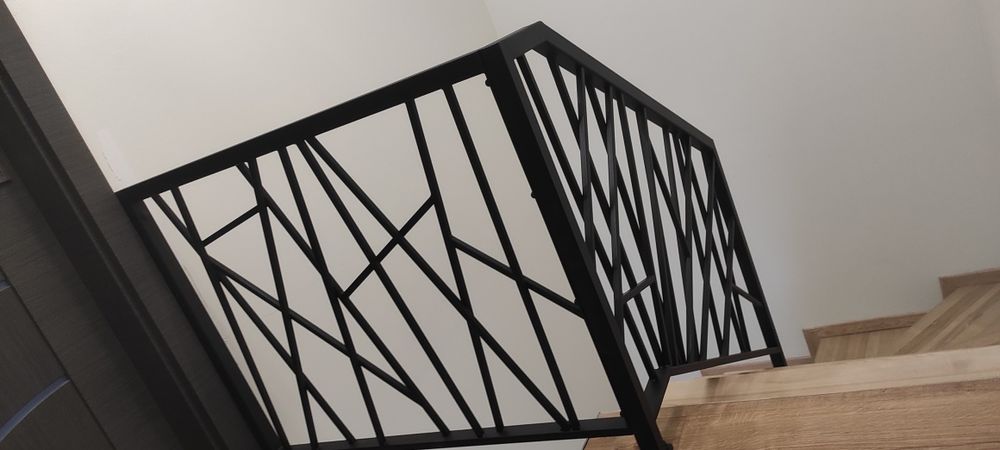 Balustrady wewnętrzne i zewnętrzne