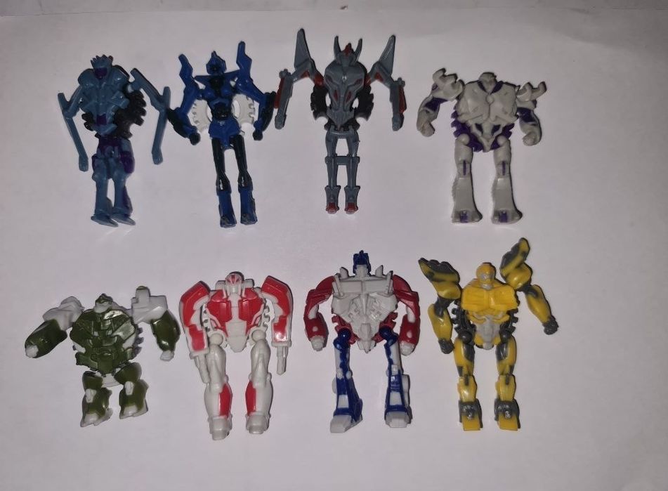 Кіндери трансформери тваринки Ельза Мадагаскар ландрин