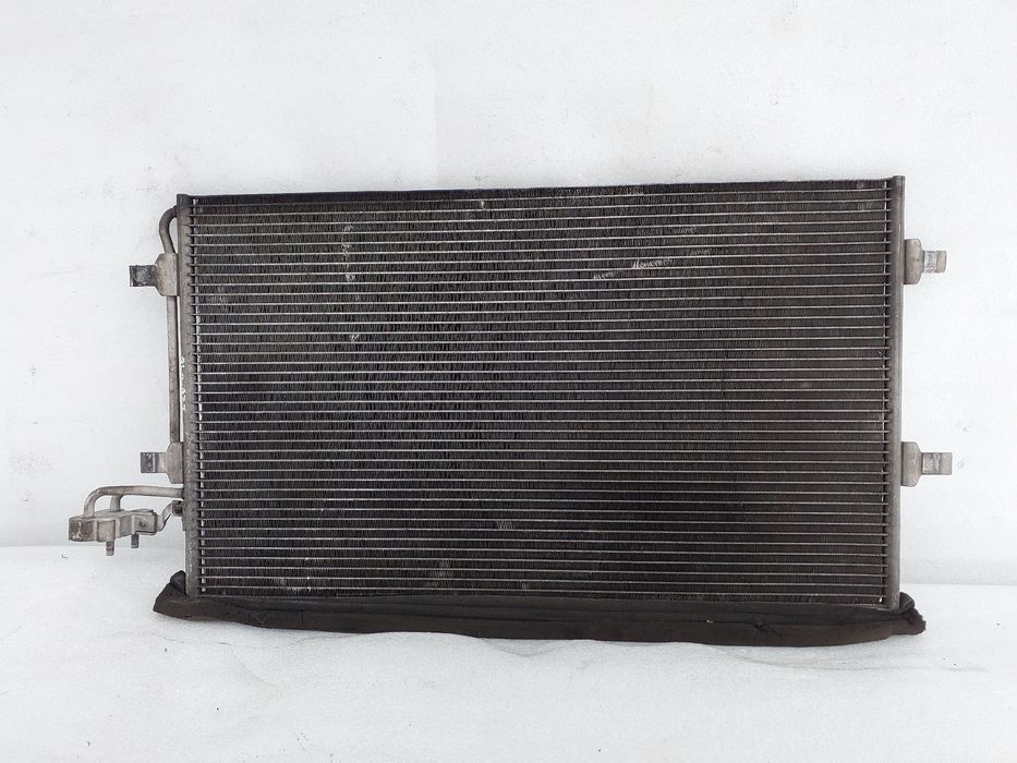 Radiador AC VOLVO V50 (MW)