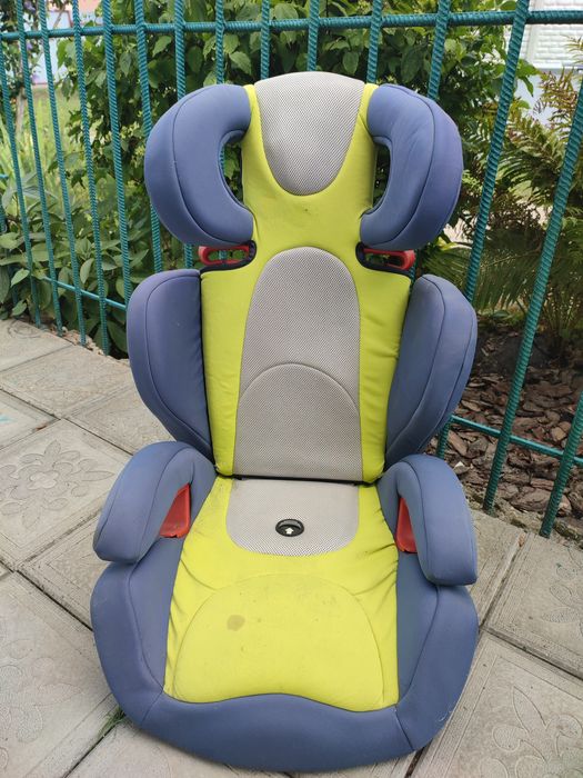 Автокрісло Chicco 9-36кг