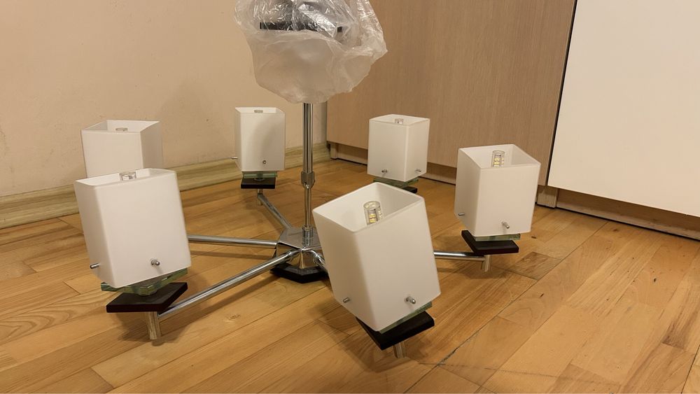 Lampa/żyrandol wiszący