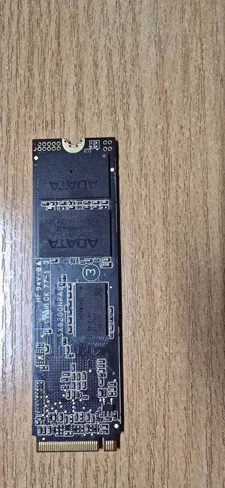ADATA XPG SX8200 Pro 512GB Не рабочий