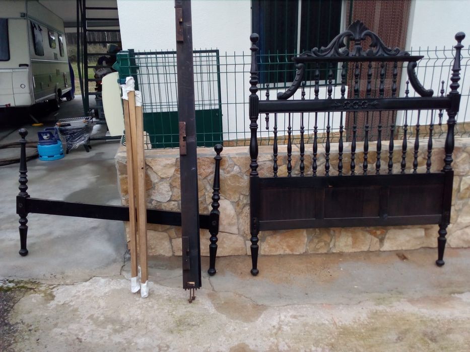 Cama e Mesas de Cabeceira64284152498306120