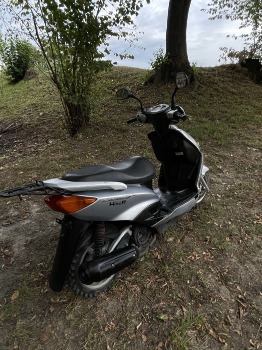 Скутер ямаха Hofer 125