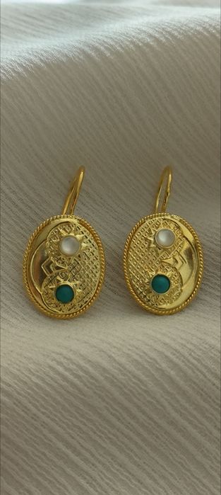 Brincos antigos em prata