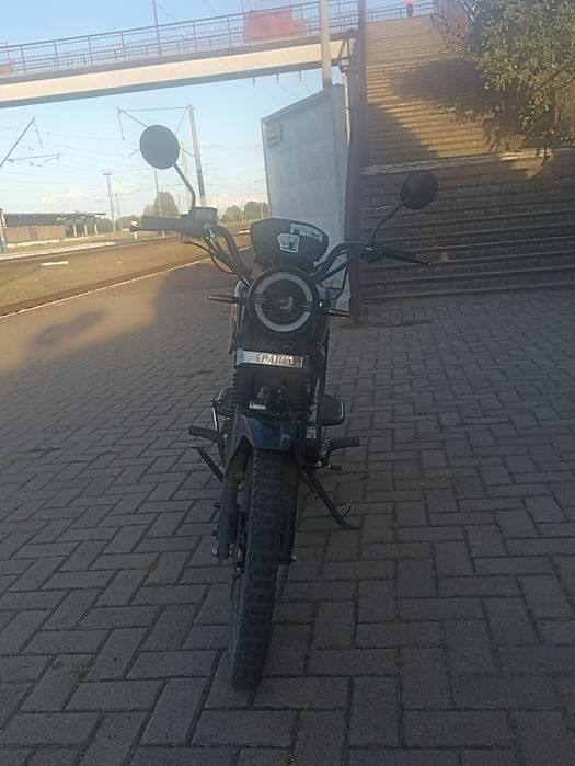 Продаю мотоцикл спарк 125