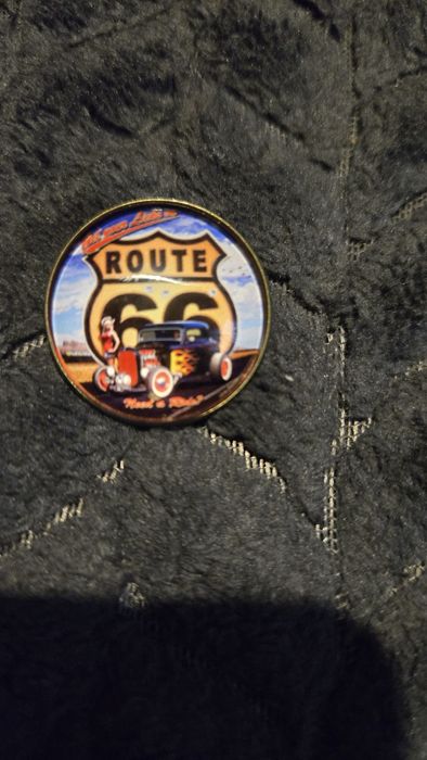 Broszka Route 66.