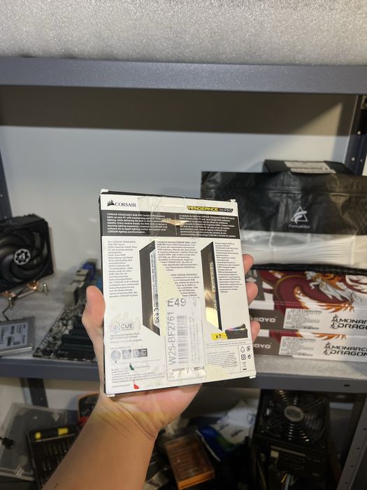 Corsair 16gb ddr4 3200mhz (опис)