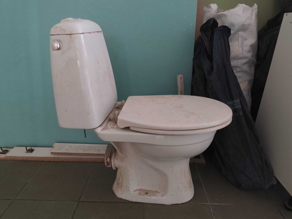 Oddam za darmo Wc kompakt