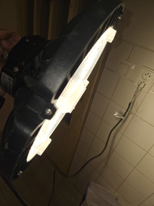 Індустріальний світильник 200 Вт