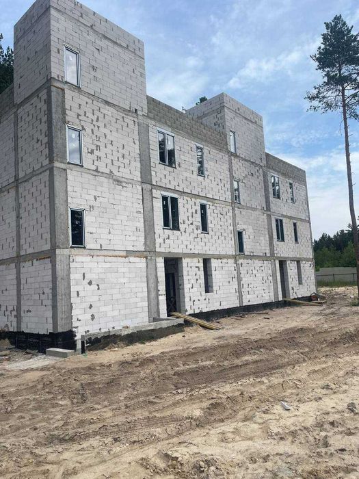 Відмінна квартира в зеленому районі, за 15600 $