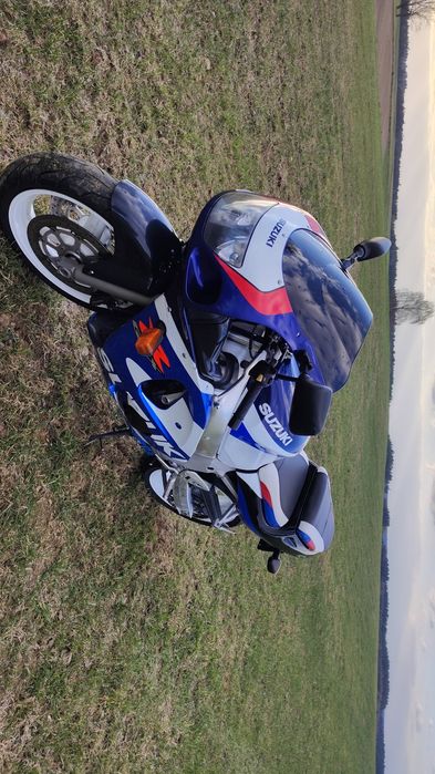 Sprzedam Suzuki GSX-R 600