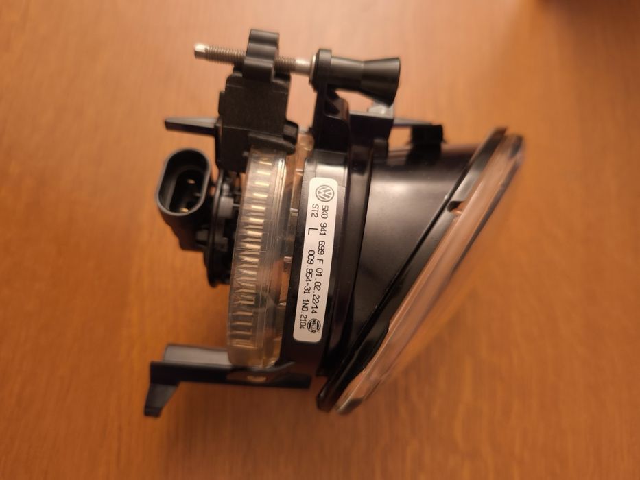 Farol nevoeiro VW Golf VI