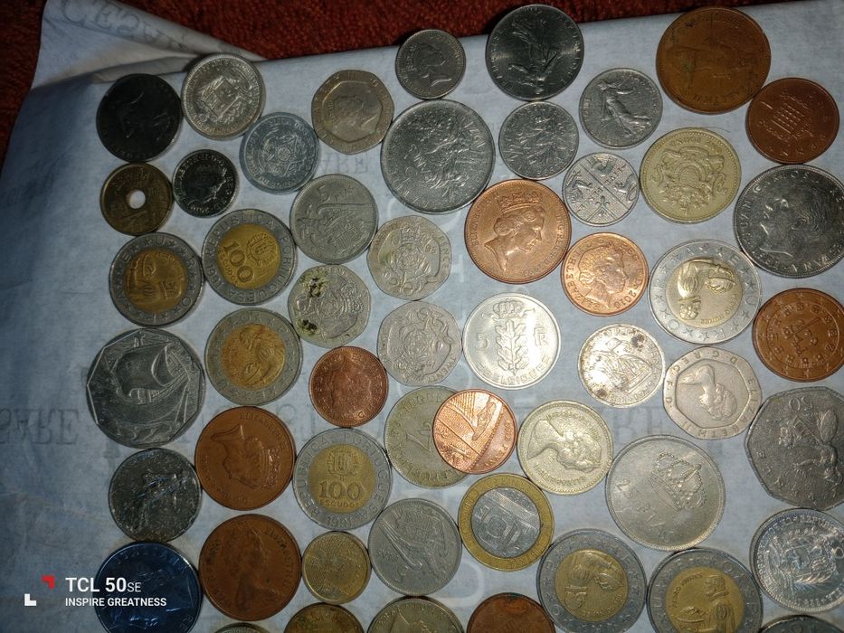 Moedas antigas para colecionadores.