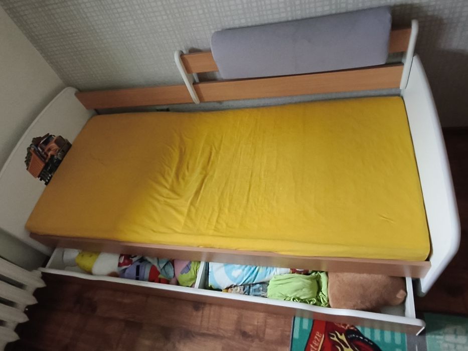Łóżko dziecięce 180x80 używane