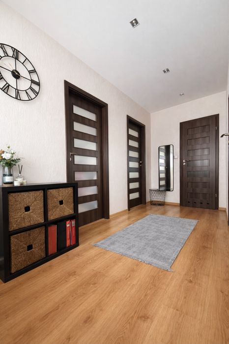 Dom jednorodzinny, ogród i garaż podziemny LSM zielona okolica