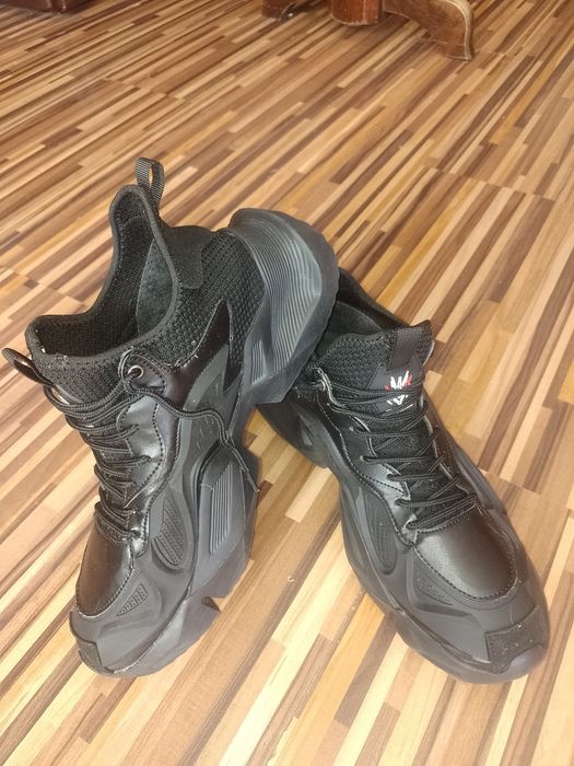 Buty sportowe męskie MECHA