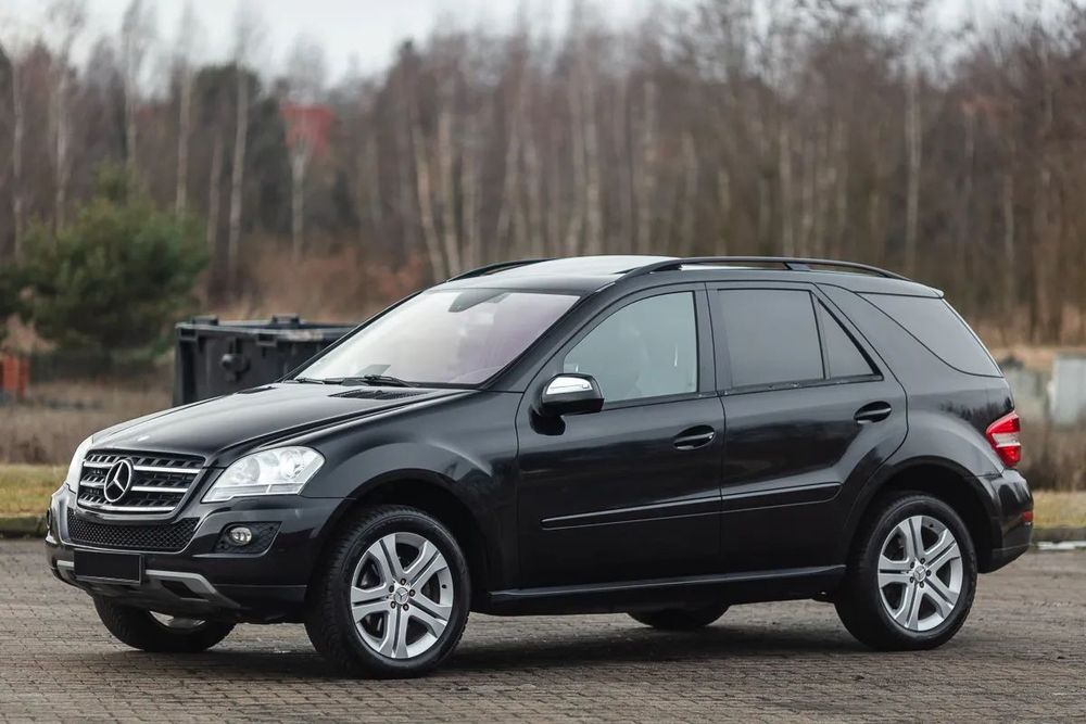 Mercedes-Benz ML Bardzo ładny stan po lifcie z Niemiec orginał Xenon,szyber dach,Navi !