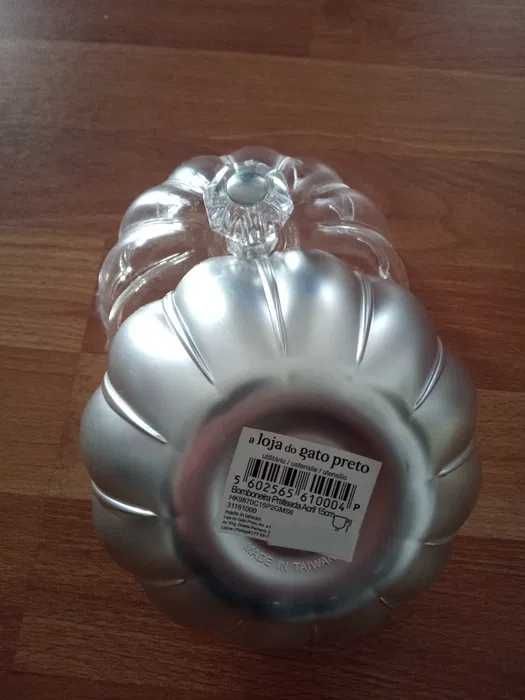 Caixa bombons, rebuçados, amêndoas