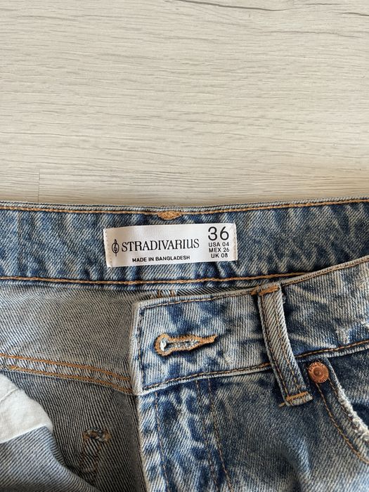 Джинси Stradivarius