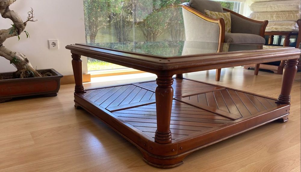 Mesa de apoio sala, madeira Cerejeira / Vidro Móveis  Brasão