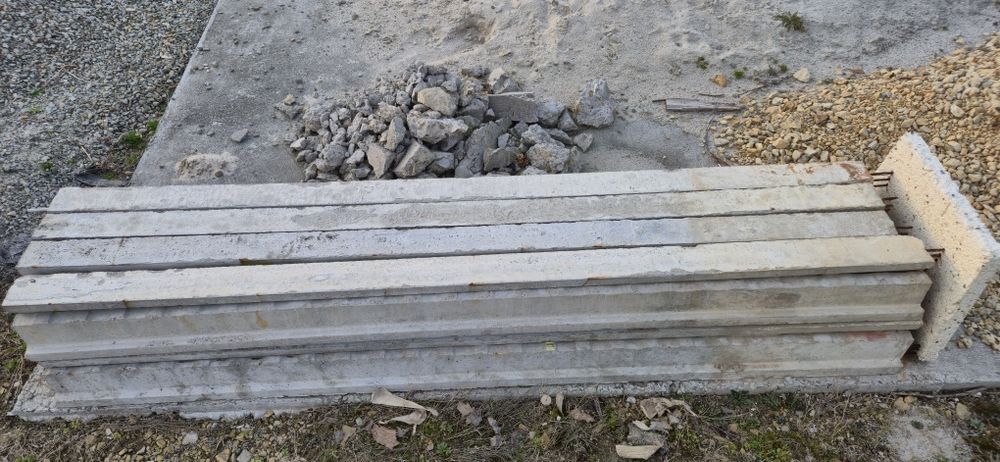 Słupki betonowe ogrodzeniowe