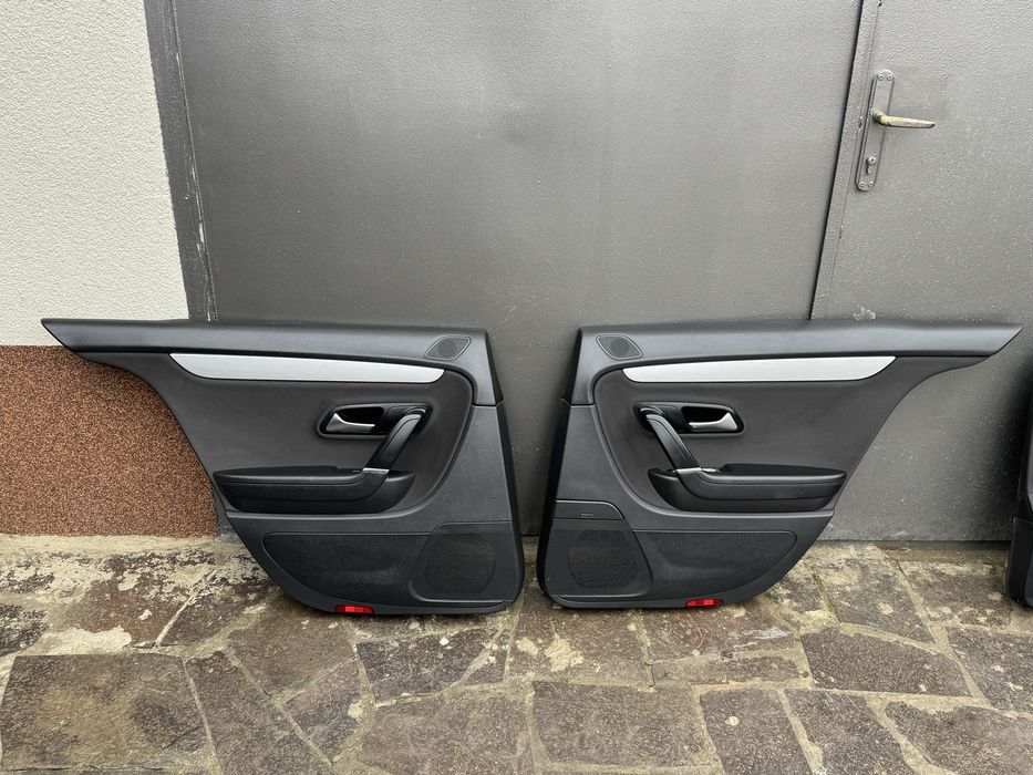 Дверні карти Passat CC 2010 рік