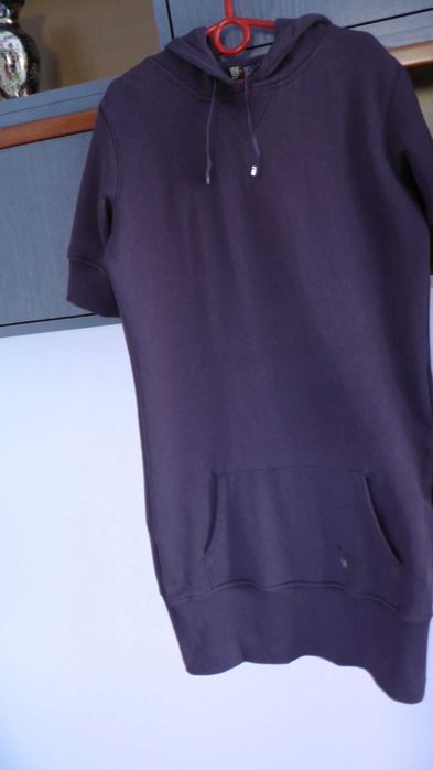 Sukienka dresowa bawełniana ReKids 164cm k.granat. z kapturem