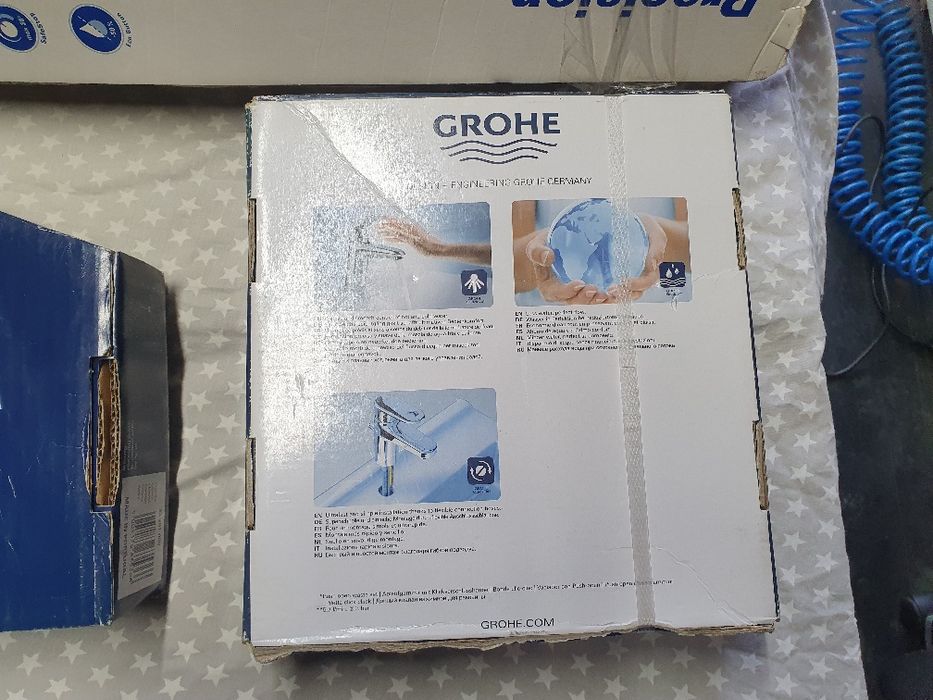 Grohe  набір змішувачів.