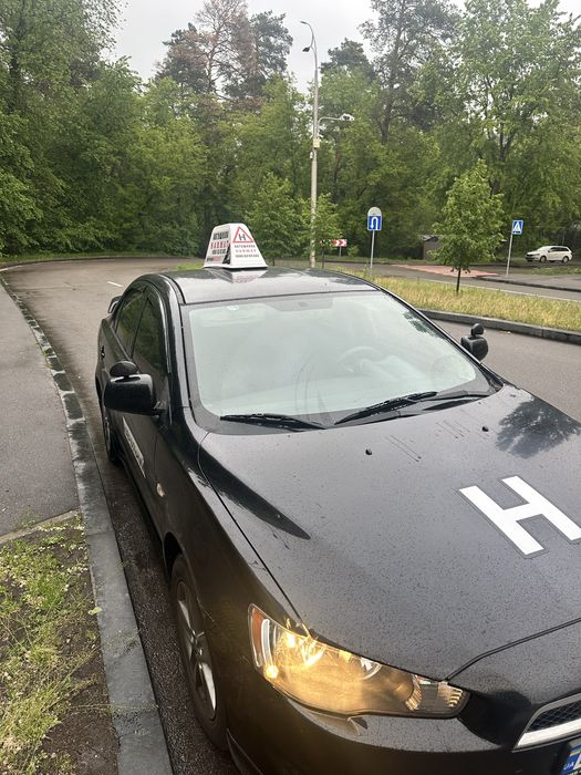 Инструктор по вождению, уроки вождения, автомат-механика