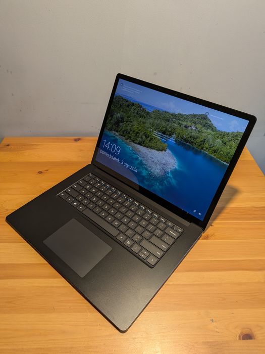 Surface laptop 4 - 32gb ram, 1tb, i7, win 10