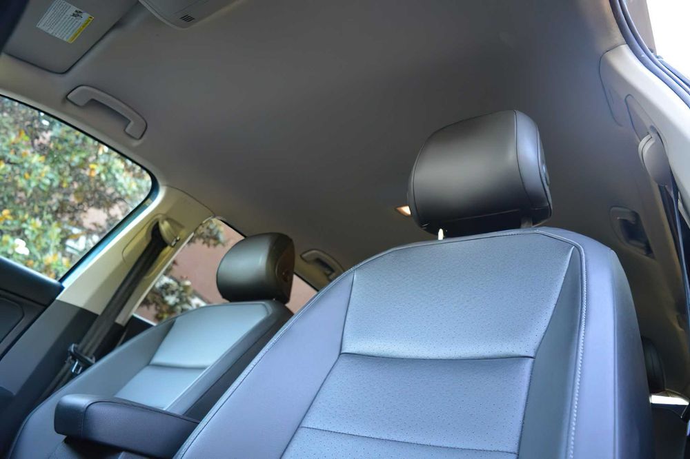 Volkswagen Tiguan      2020