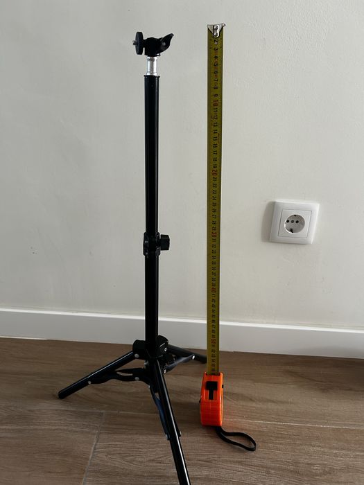 Tripé Extensível para Telemóvel/Câmara + Acessórios e Bolsa