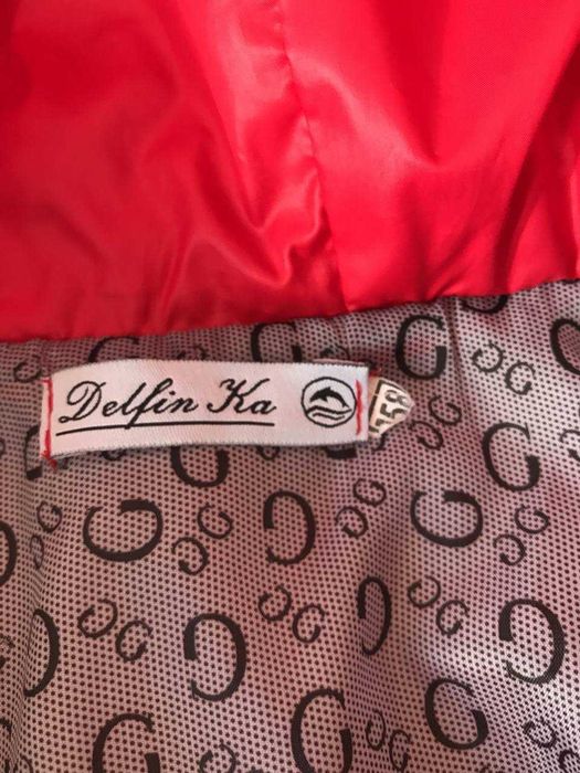 Демисезонное пальто на девочку 11-12 лет рост 158