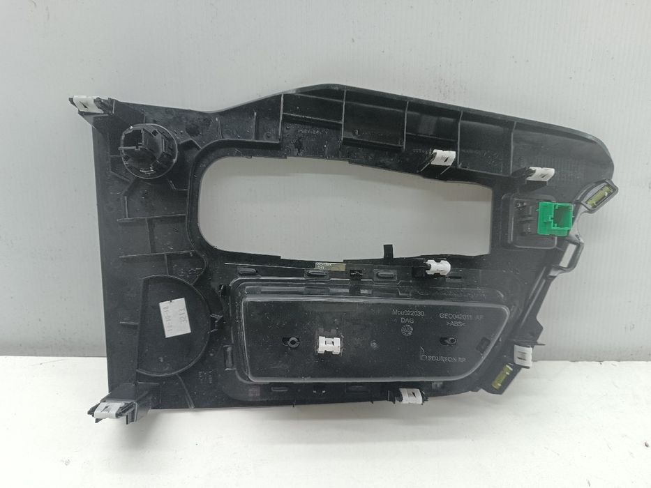 Consola de travão de mão - PEUGEOT 5008 II | 16 -