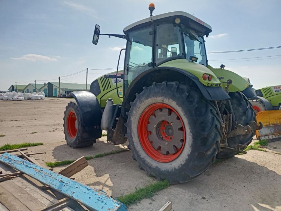 Продам Трактор Клас Аксіон 820