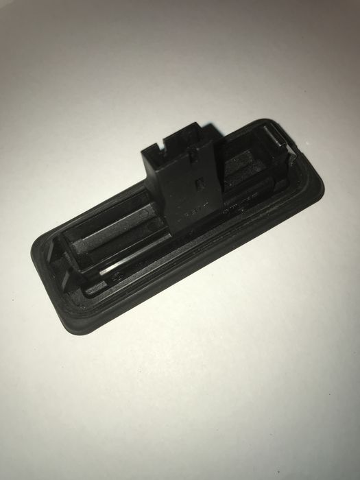 Ручка кришки багажника Skoda Audi VW Polo