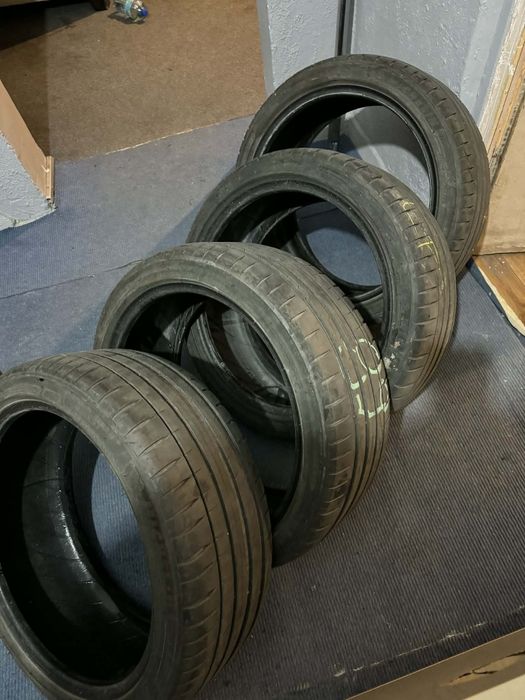 Michelin pilot sport 4 225 40 ZR18