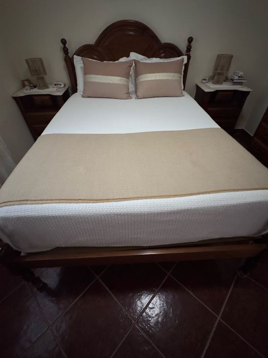 Mobília quarto madeira maciça