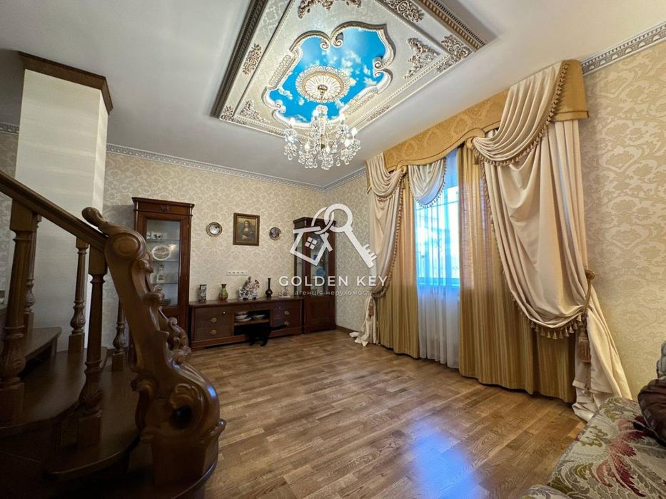 Продаж будинку у Вільному